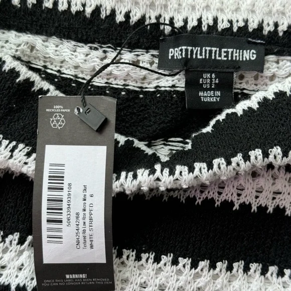 PrettyLittleThing Black and White Striped set - Picture 10 of 11